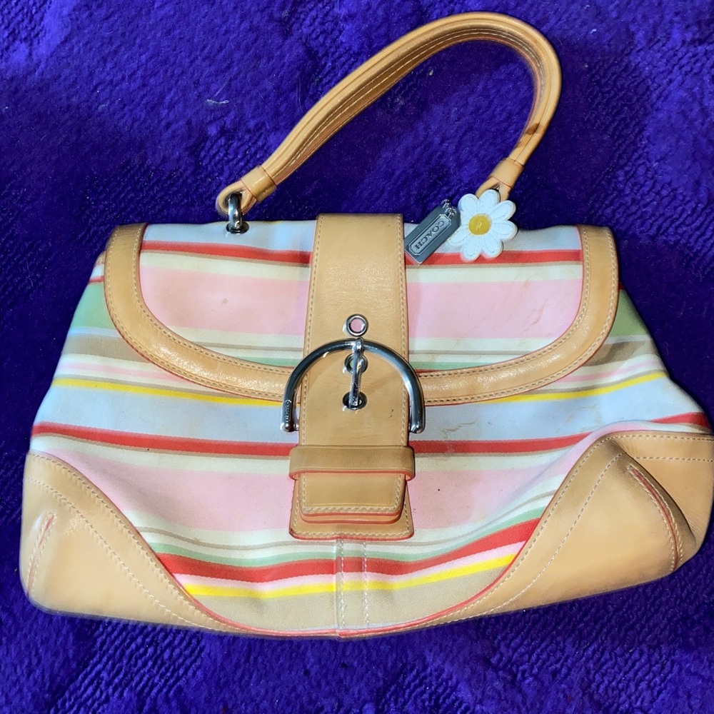Vintage coach hand bag